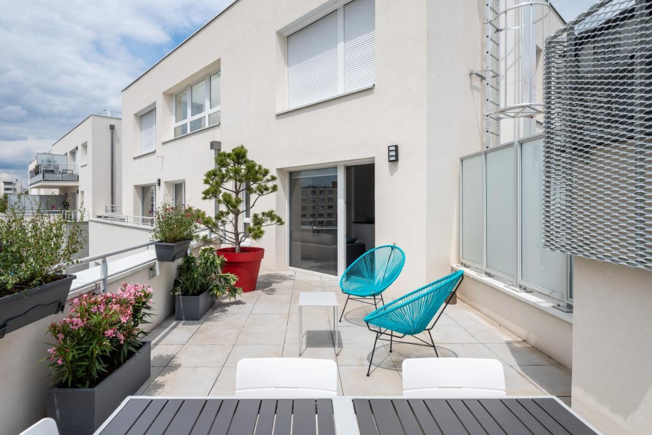Appartement De Standing Avec Grande Terrasse Villeurbanne Exterior photo