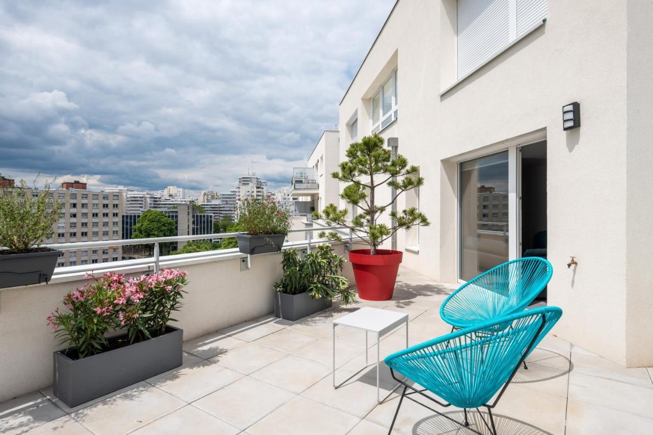 Appartement De Standing Avec Grande Terrasse Villeurbanne Exterior photo